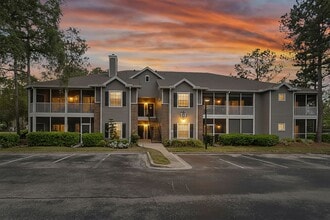 Building Photo - 10000 Gate Pkwy N