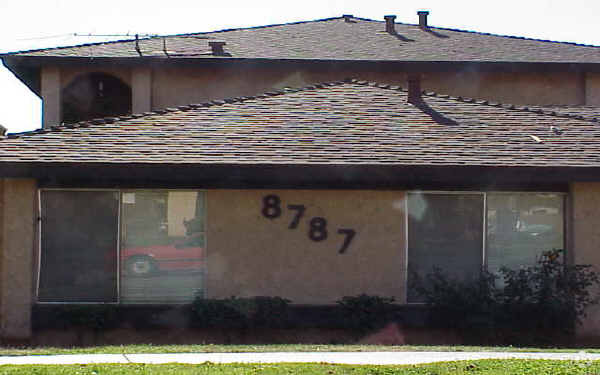 Primary Photo - 8787 Lomita Dr
