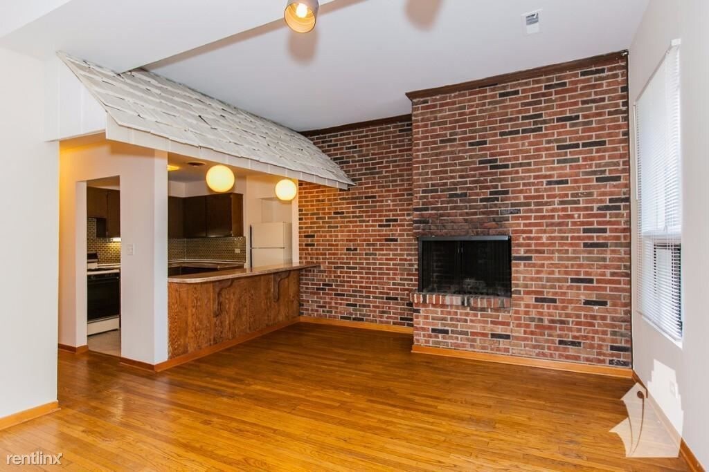 Primary Photo - 2 br, 1 bath Apartment - 873 W Lill Ave # C2C