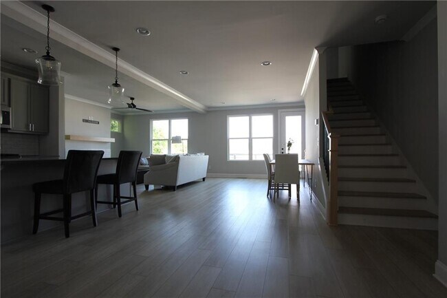 Foto del edificio - 1740 Bolton Rd NW