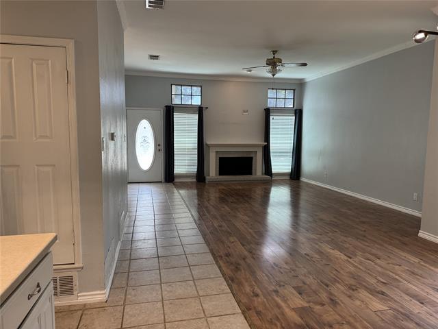 Building Photo - 7909 Iola Dr