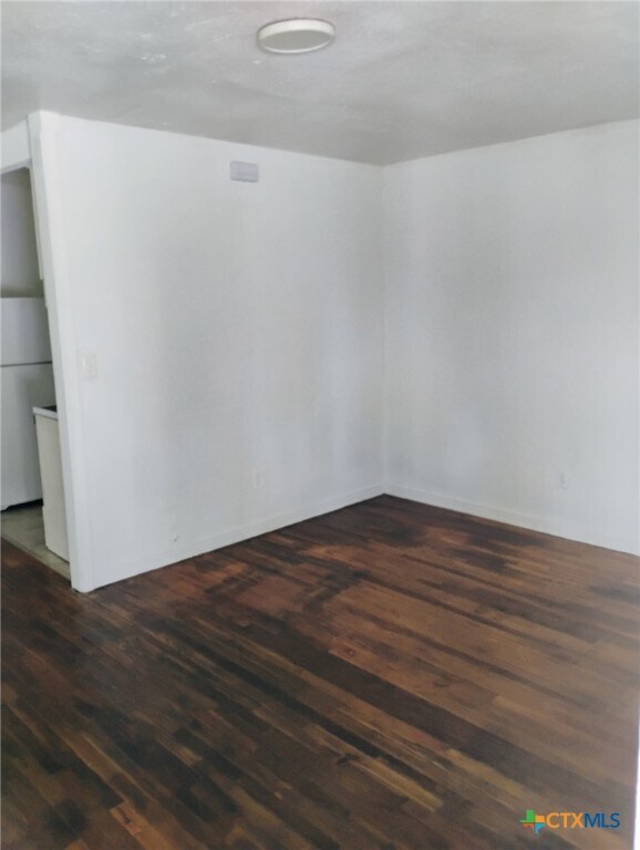 Foto del edificio - 921 Mimosa St