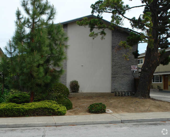 Building Photo - 1712 Noranda Dr, SV