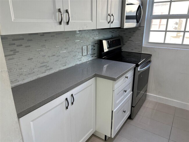 Foto del edificio - 3125 SW 23rd St