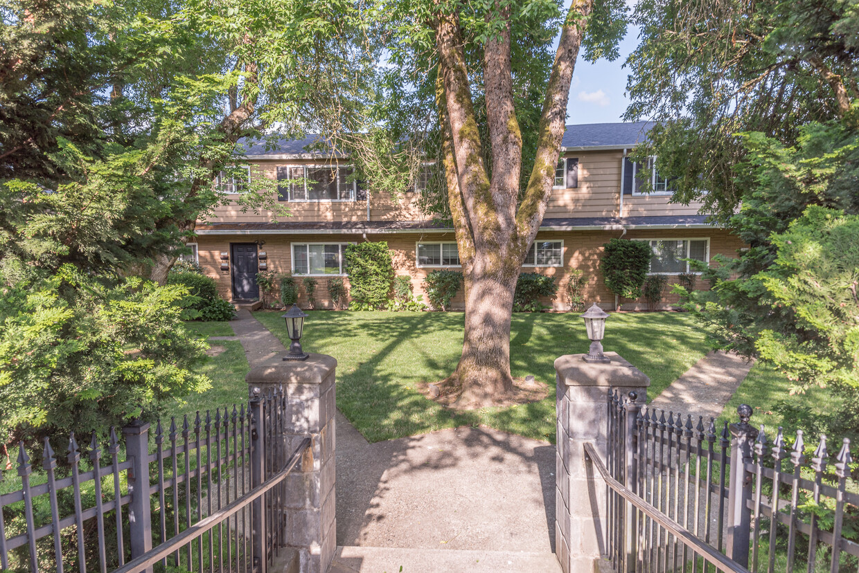 Foto principal - 5923 SE 18th Ave