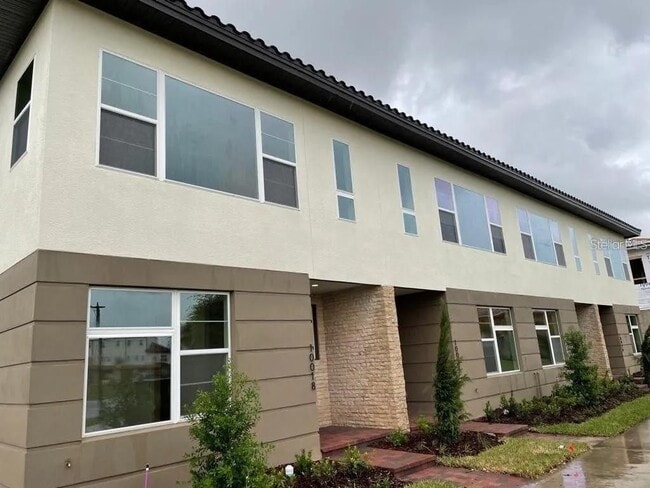 Building Photo - 10024 Sunnifa Aly