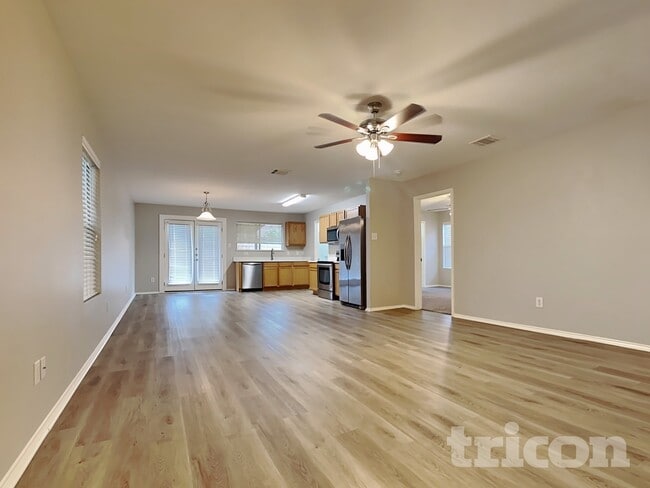 Building Photo - 3032 Wakecrest Dr