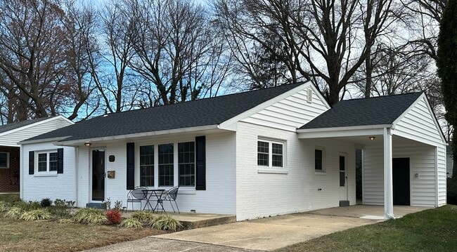 Foto del edificio - 108 Homewood Rd