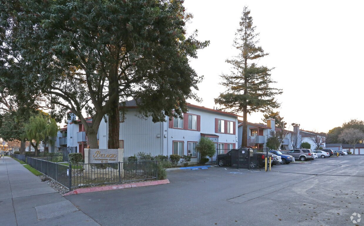 Rancho Villa Condo Complex Apartments 68110 Rancho Dr San Jose, CA