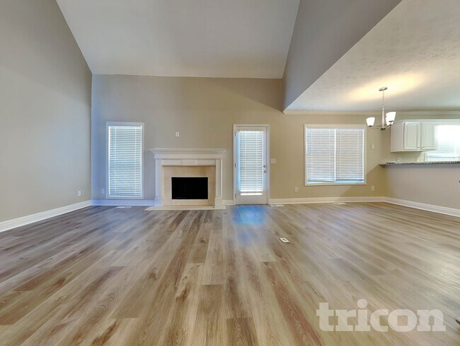 Building Photo - 265 Wisteria Way