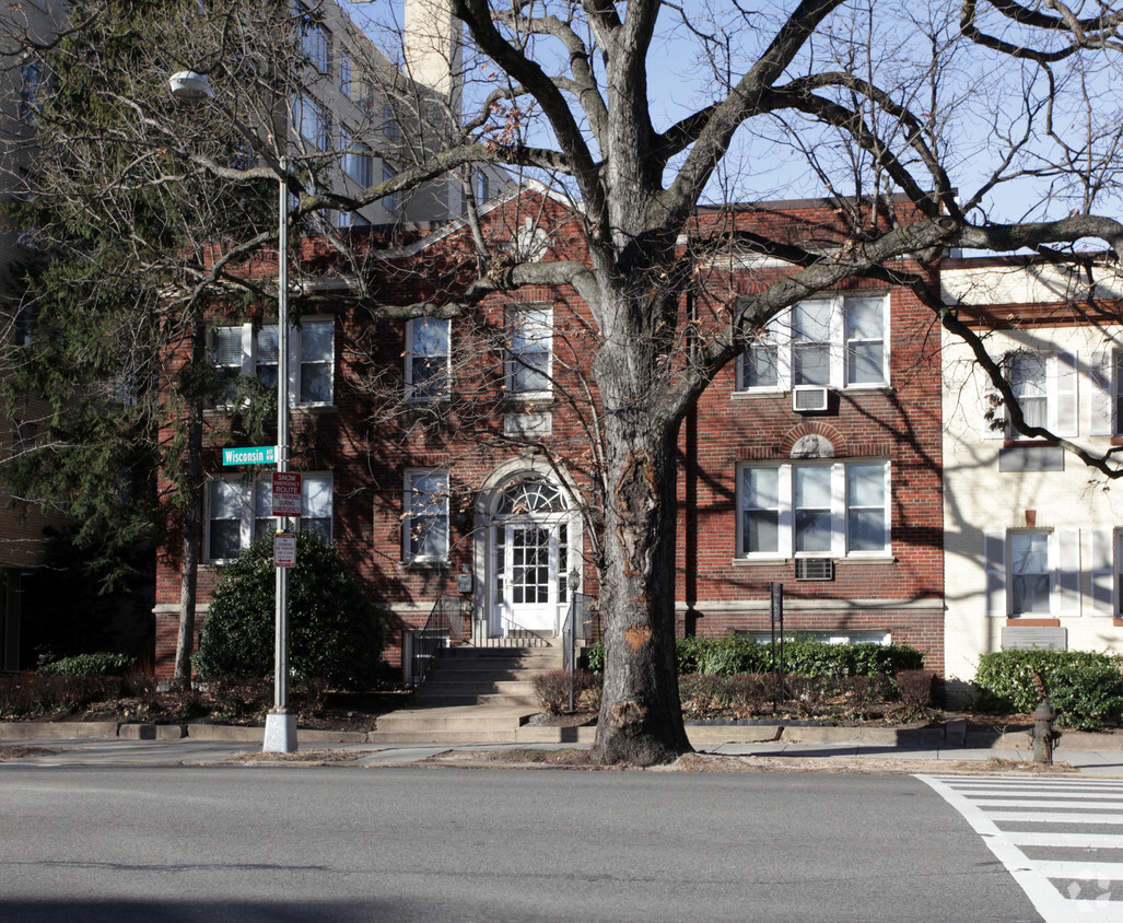 Wiconsin Avenue Apartments - Wisconsin Avenue Apartments