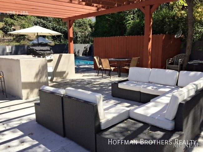 Building Photo - 4124 N Eagle Rock Blvd