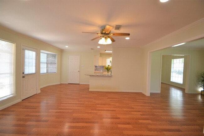 Building Photo - 12711 Westleigh Dr