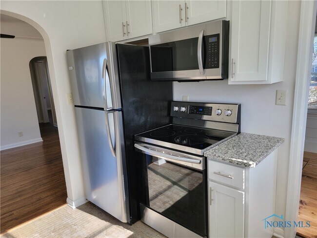 Foto del edificio - 6610 Merritt St