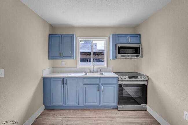 Foto del edificio - 1815 Stanford St