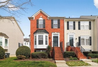 Building Photo - 12337 Verdant Ct