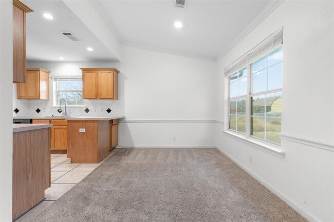 Building Photo - 2602 Peach Tree Ln