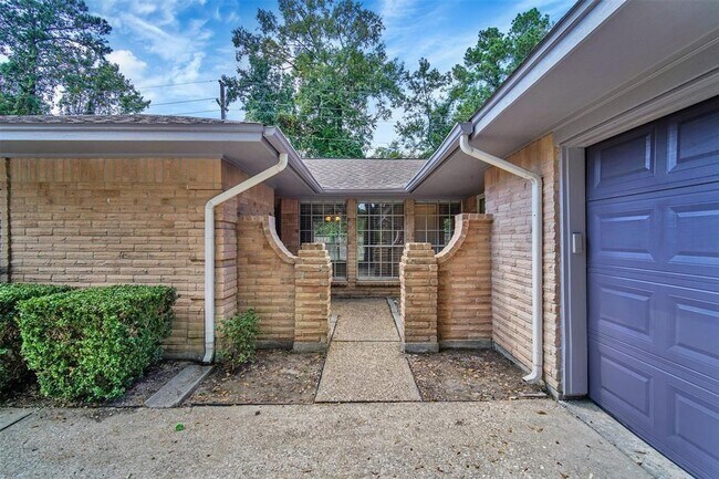 Foto del edificio - 4031 Hermitage Hollow Ln