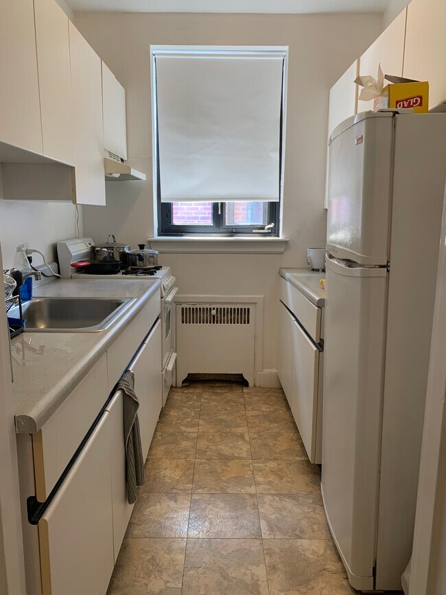 Foto del edificio - 65 Strathmore Rd