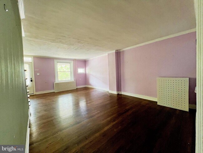 Foto del edificio - 333 E Landis St