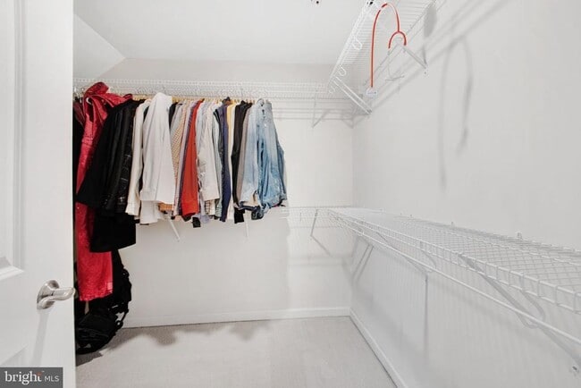 Building Photo - 3805 Richmond Run