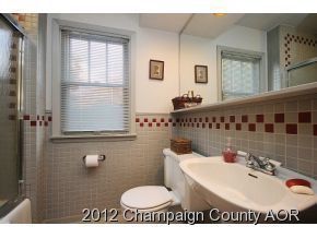 Foto del edificio - 3 Bedroom close to parks and schools