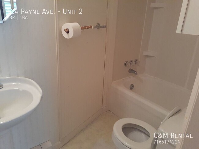 Foto del edificio - 124 Payne Ave