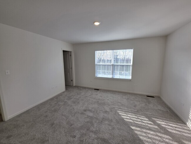 Foto del edificio - 1811 E 111th Pl