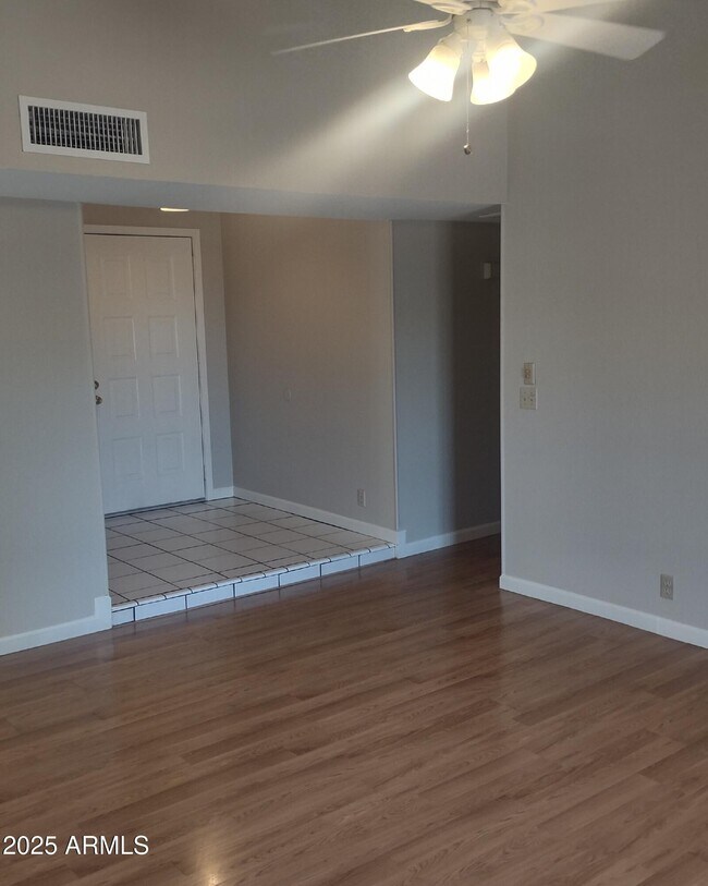 Building Photo - 2326 W Estrella Dr