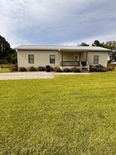 Building Photo - 1005 Turnpike Rd