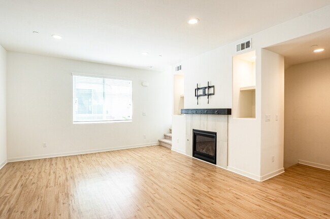 Foto del edificio - 3556 W Savanna St
