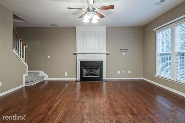 Foto del edificio - 5 br, 3 bath House - 4980 Banfield Court