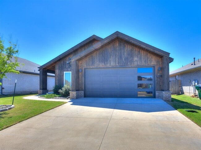 Building Photo - 16128 Quiet Storm Dr