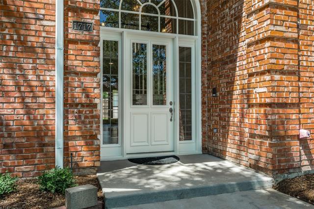 Building Photo - 1717 Peek Dr