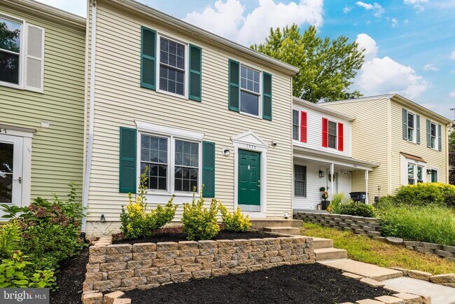 Foto del edificio - 1939 Pohick Creek Ct