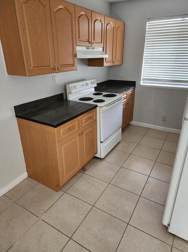 Foto del edificio - 700 Nottingham Cir