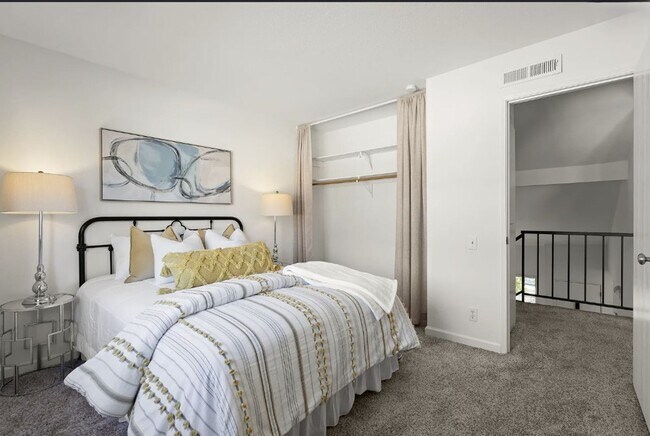 Foto del edificio - Beautifully Updated 3-Bedroom Home Near Cottle Park