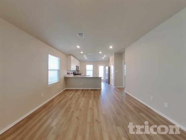 Foto del edificio - 3521 Stride Ln