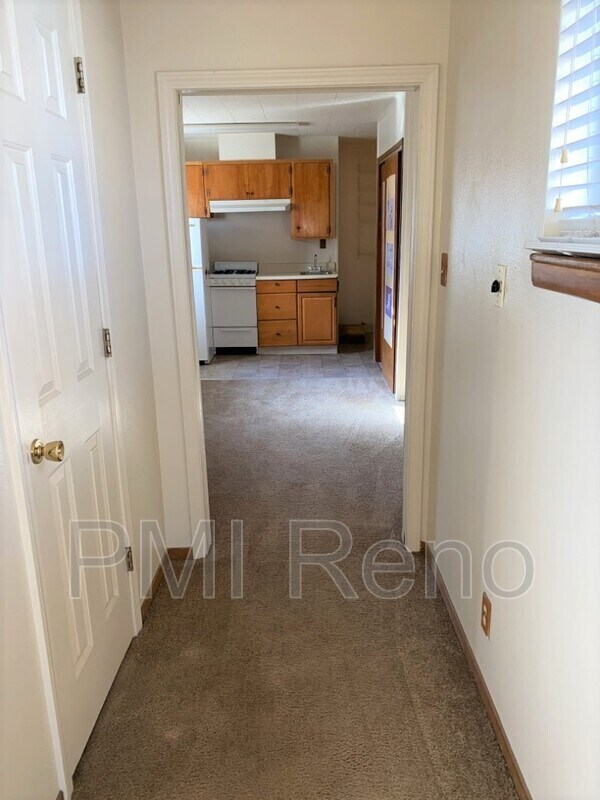 Building Photo - 990 Hunter Lake Dr