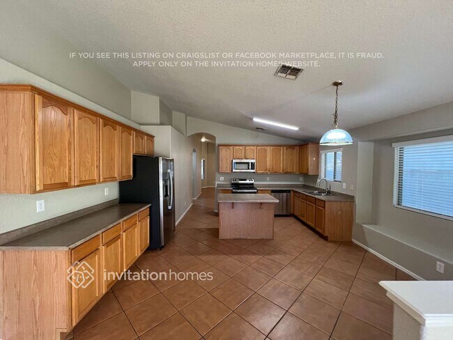 Building Photo - 7621 E Contessa St