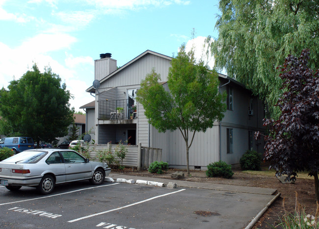 Building Photo - Whitman Park Apartments