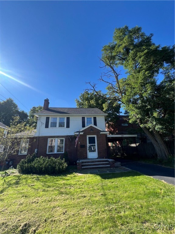 Primary Photo - 102 Wellington Rd