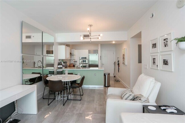 Foto del edificio - 218 SE 14th St
