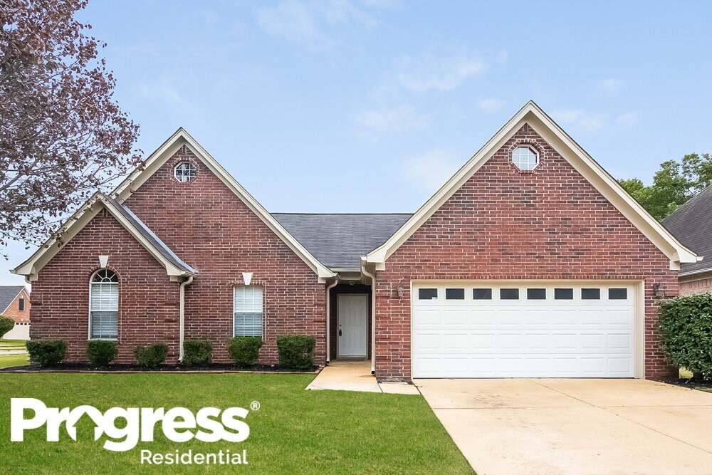 Foto principal - 7076 Maple Grove Rd