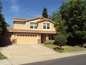 Building Photo - 4521 Pheasant Ln