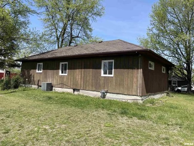 Building Photo - Great Location! $3,500 Down / $890 Month