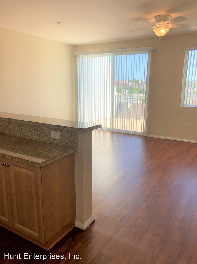 Building Photo - 4200 E Anaheim St