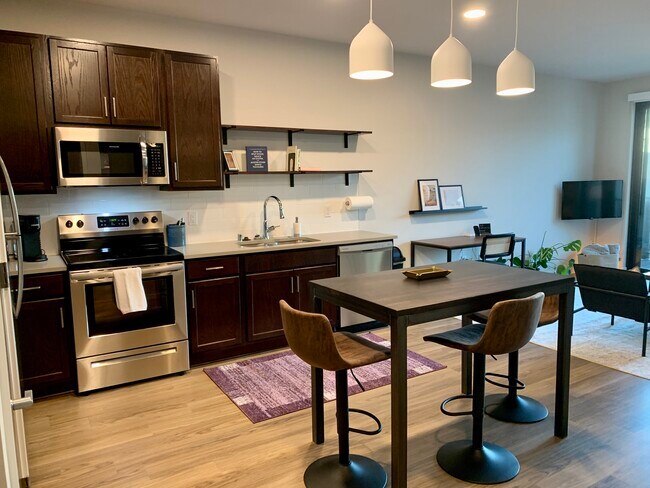 Foto del edificio - 8705 N 43rd St