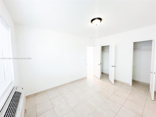 Building Photo - 800 85th St