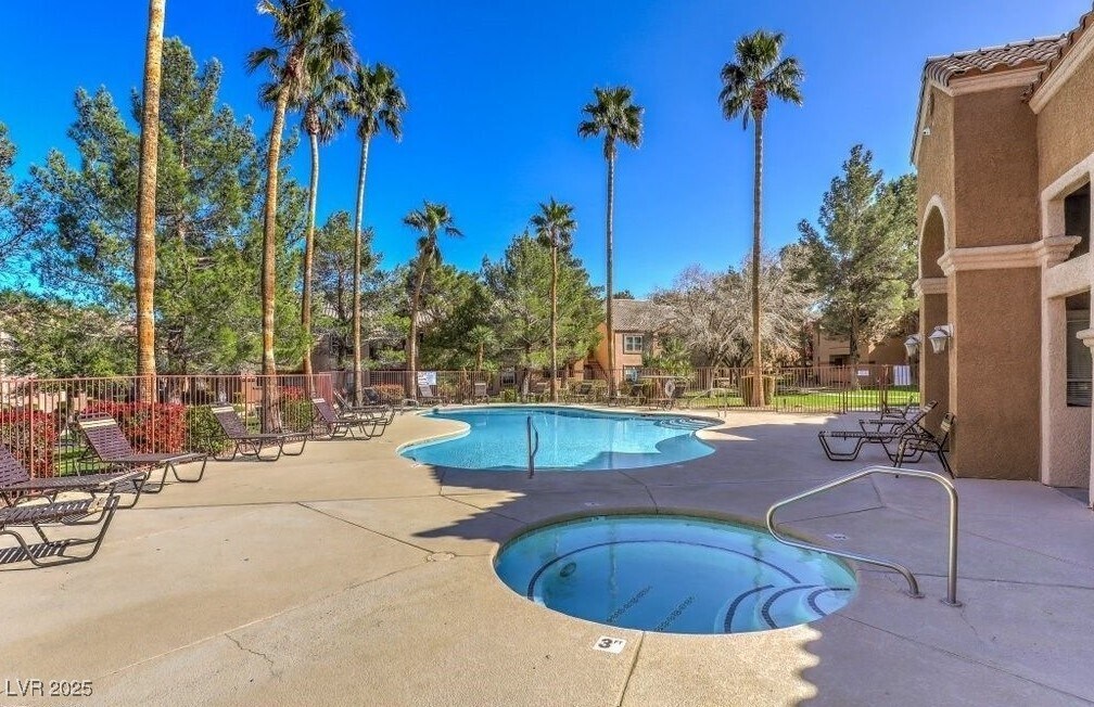 Building Photo - 1150 N Buffalo Dr